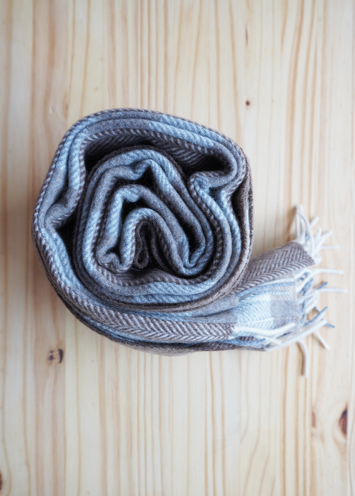 Shawl_Blue_LargePlaid